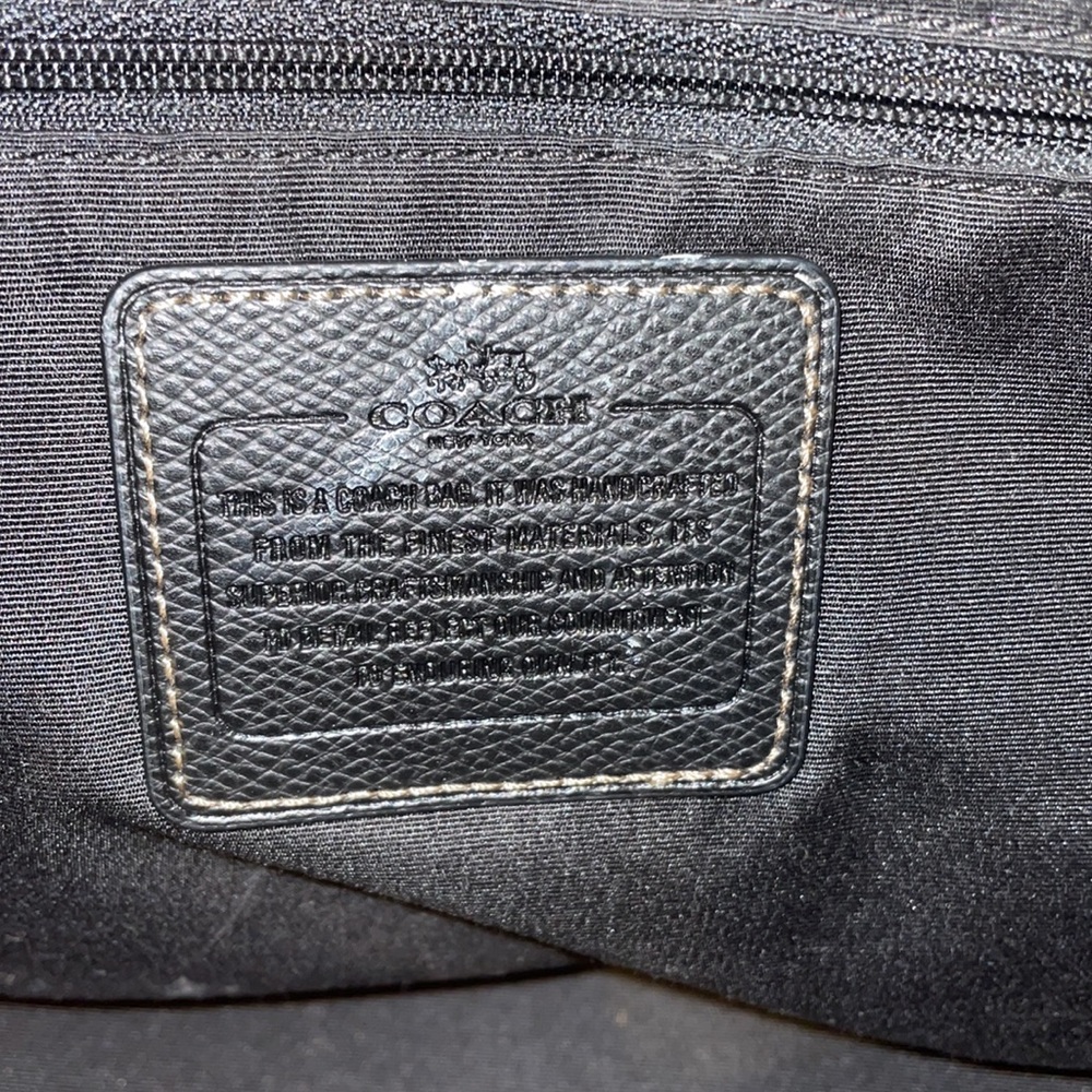 Coach Bag - Picture 4 of 8